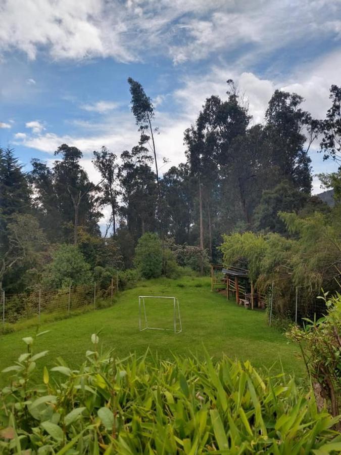 Hosteria La Chorrera Quito Exterior foto